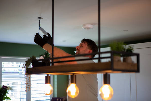 Best Affordable Emergency Electrician  in Battlefield, MO